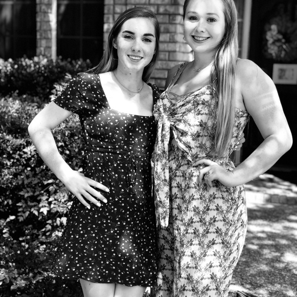 Meet your Posher, Kirsten - Picture 1 of 1